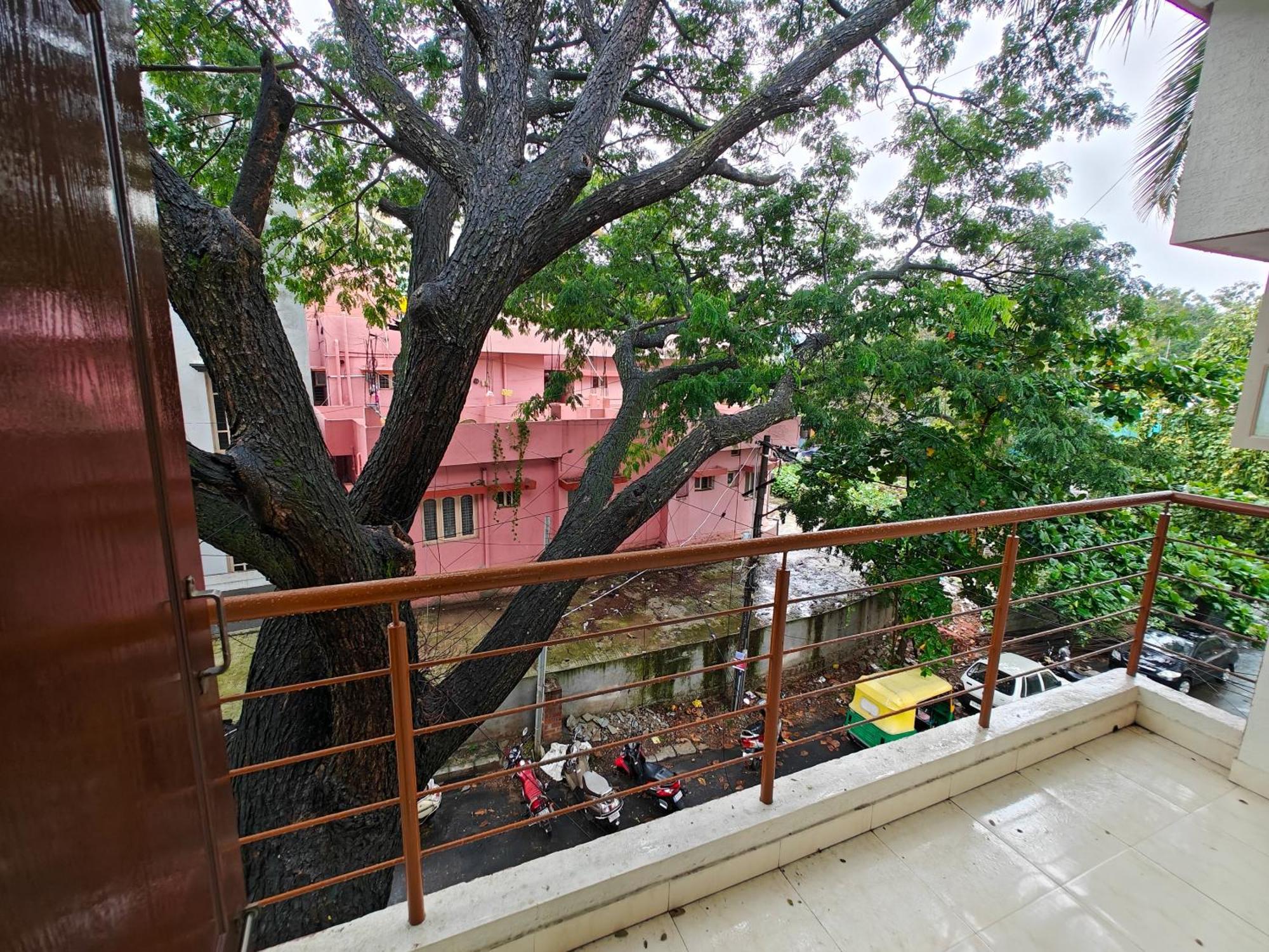 Sampada Homestay Bangalore Dış mekan fotoğraf
