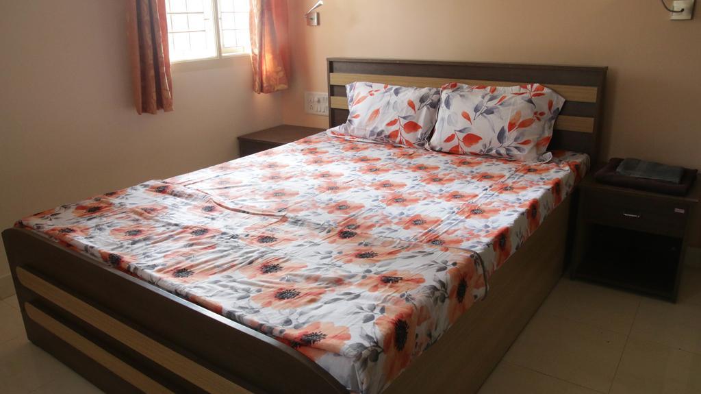Sampada Homestay Bangalore Dış mekan fotoğraf