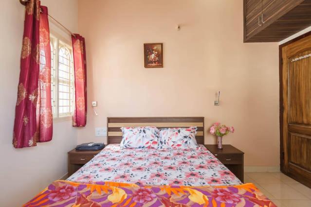 Sampada Homestay Bangalore Dış mekan fotoğraf
